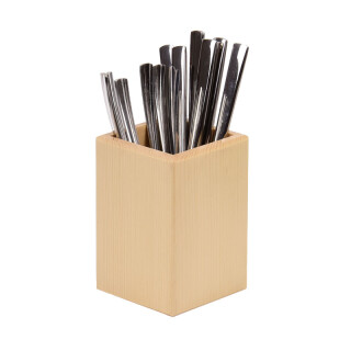 Lackiert